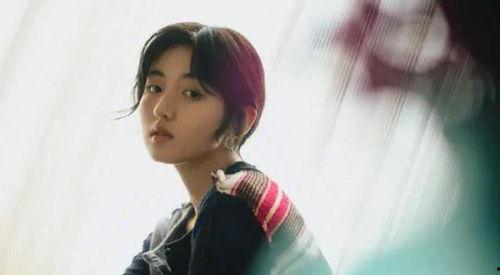 娱乐吃瓜女艺人资源,揭秘吃瓜女艺人背后的资源与影响力